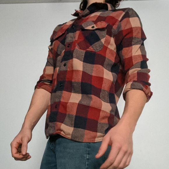 Plaid flannel - Picture 3 of 3